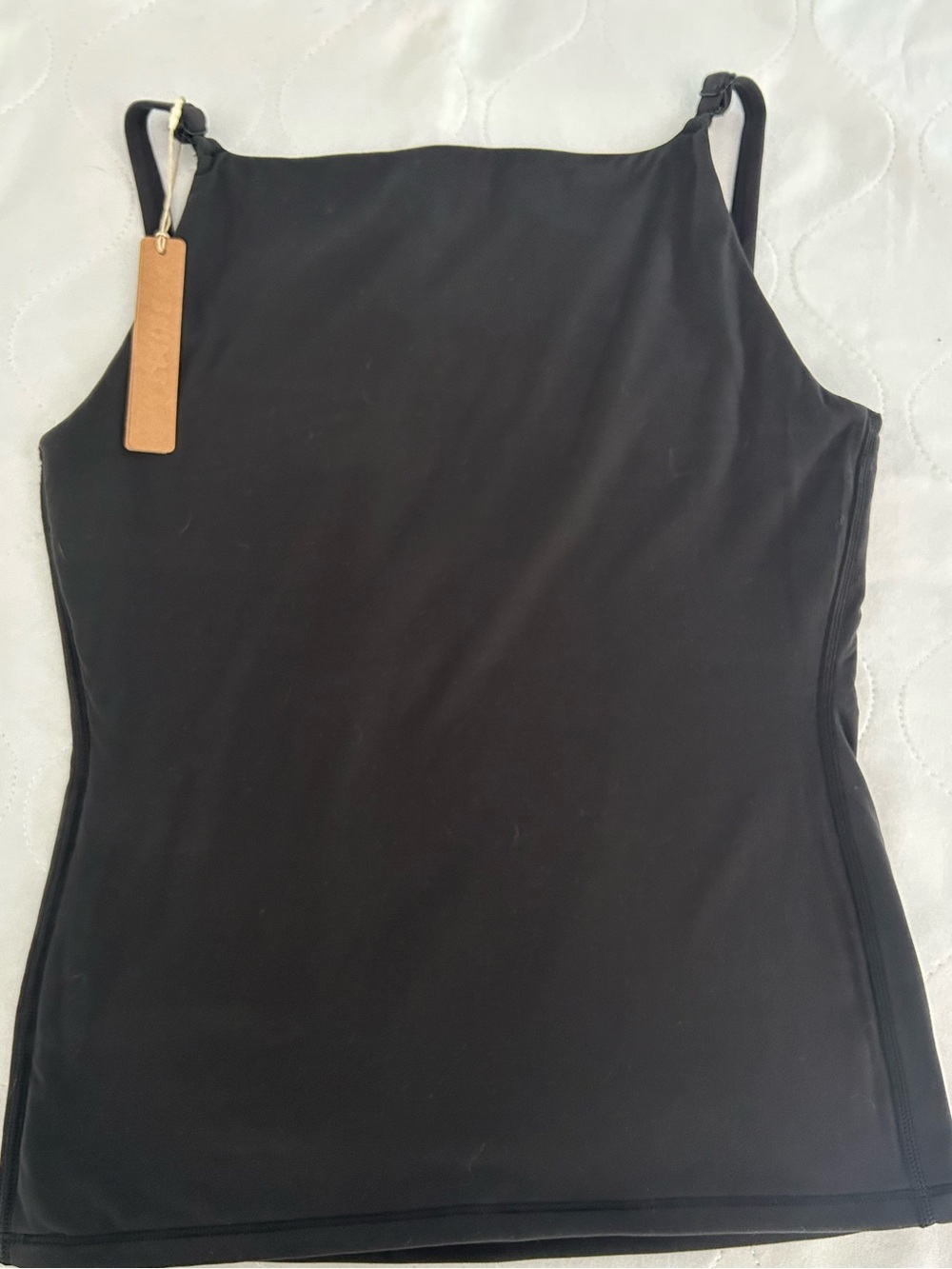 SKIMS Black Seamless Scoop Cami - Picture 3 of 4